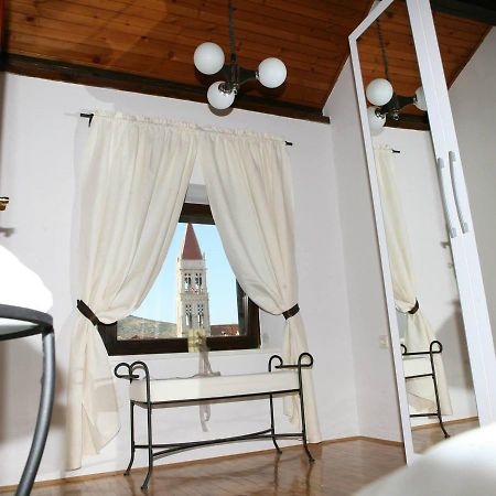 Apartments Filip & Viktoria In The Center Of Trogir Ngoại thất bức ảnh