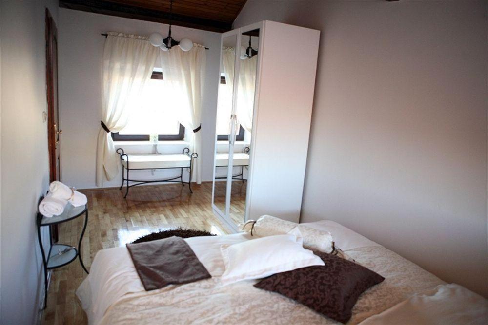 Apartments Filip & Viktoria In The Center Of Trogir Ngoại thất bức ảnh
