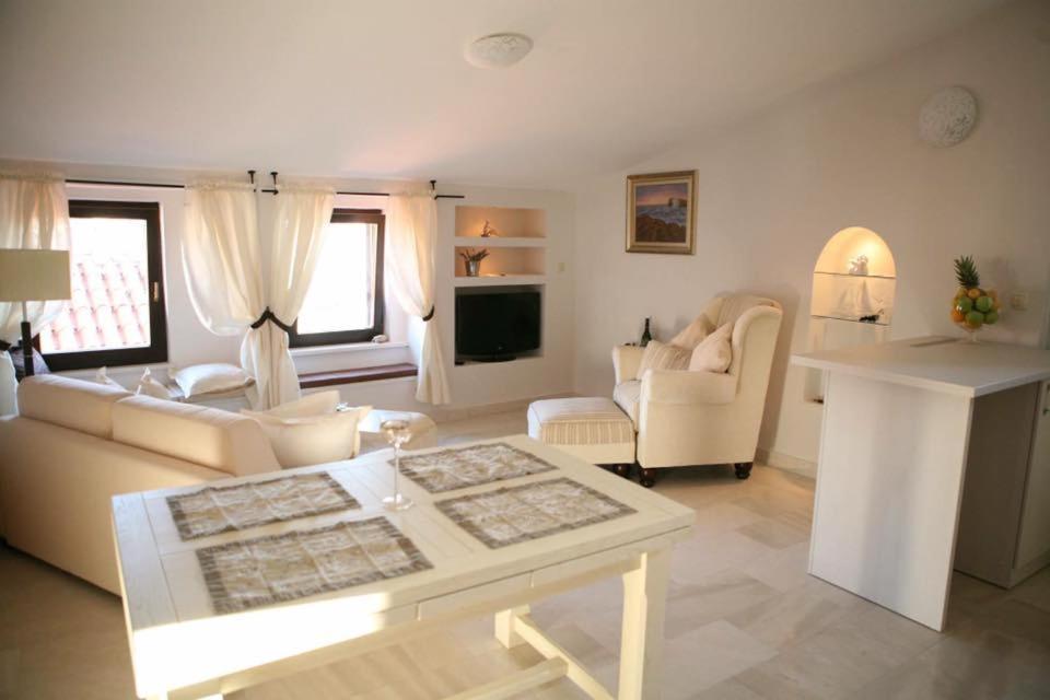 Apartments Filip & Viktoria In The Center Of Trogir Ngoại thất bức ảnh
