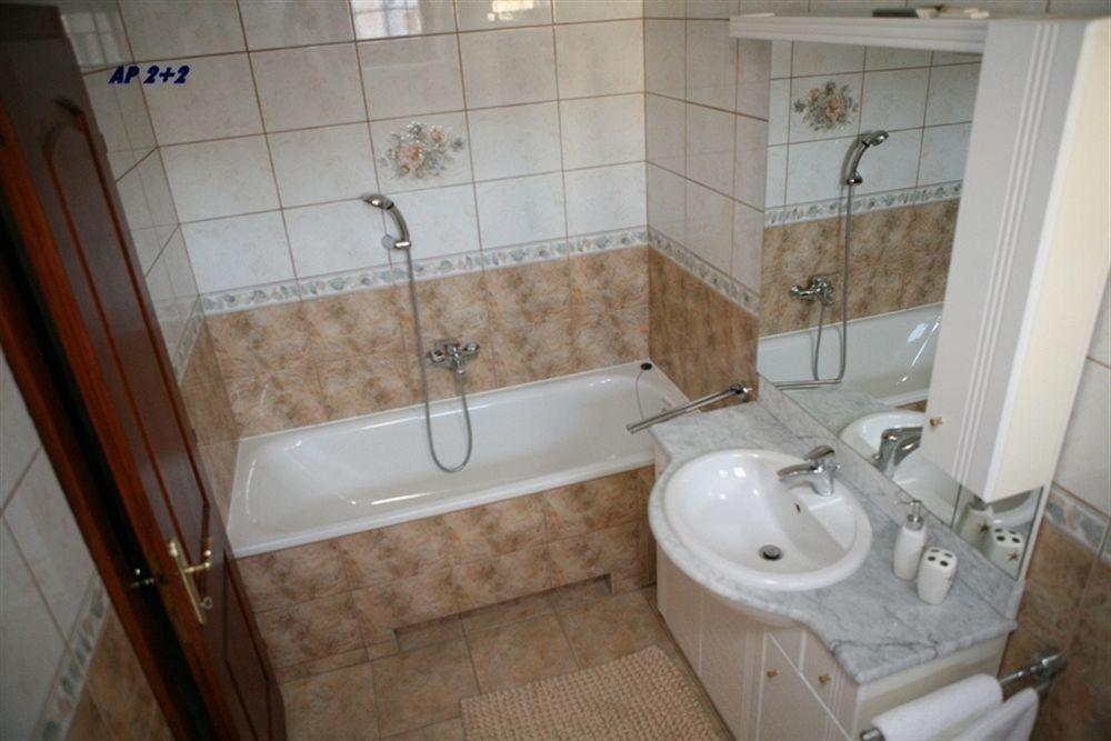 Apartments Filip & Viktoria In The Center Of Trogir Ngoại thất bức ảnh